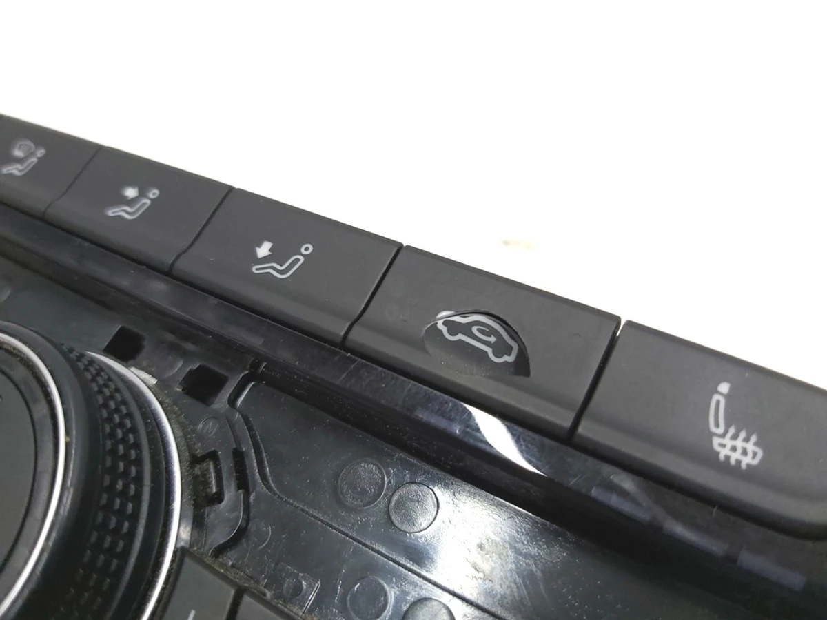 Блок управління кліматичної установки з електронним управлінням з пошкодженням Volkswagen E-GOLF 5GE907044ADWZU