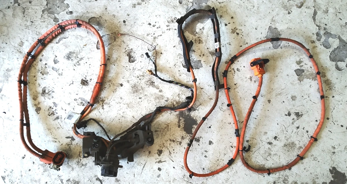 High-voltage charging port cable assembly with brackets 5GE971531J Volkswagen E-GOLF