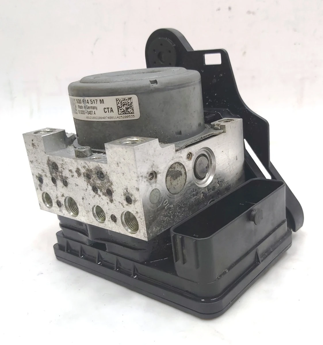 ABS module with control unit assembly with mounting bracket 5Q0614517M Volkswagen E-GOLF