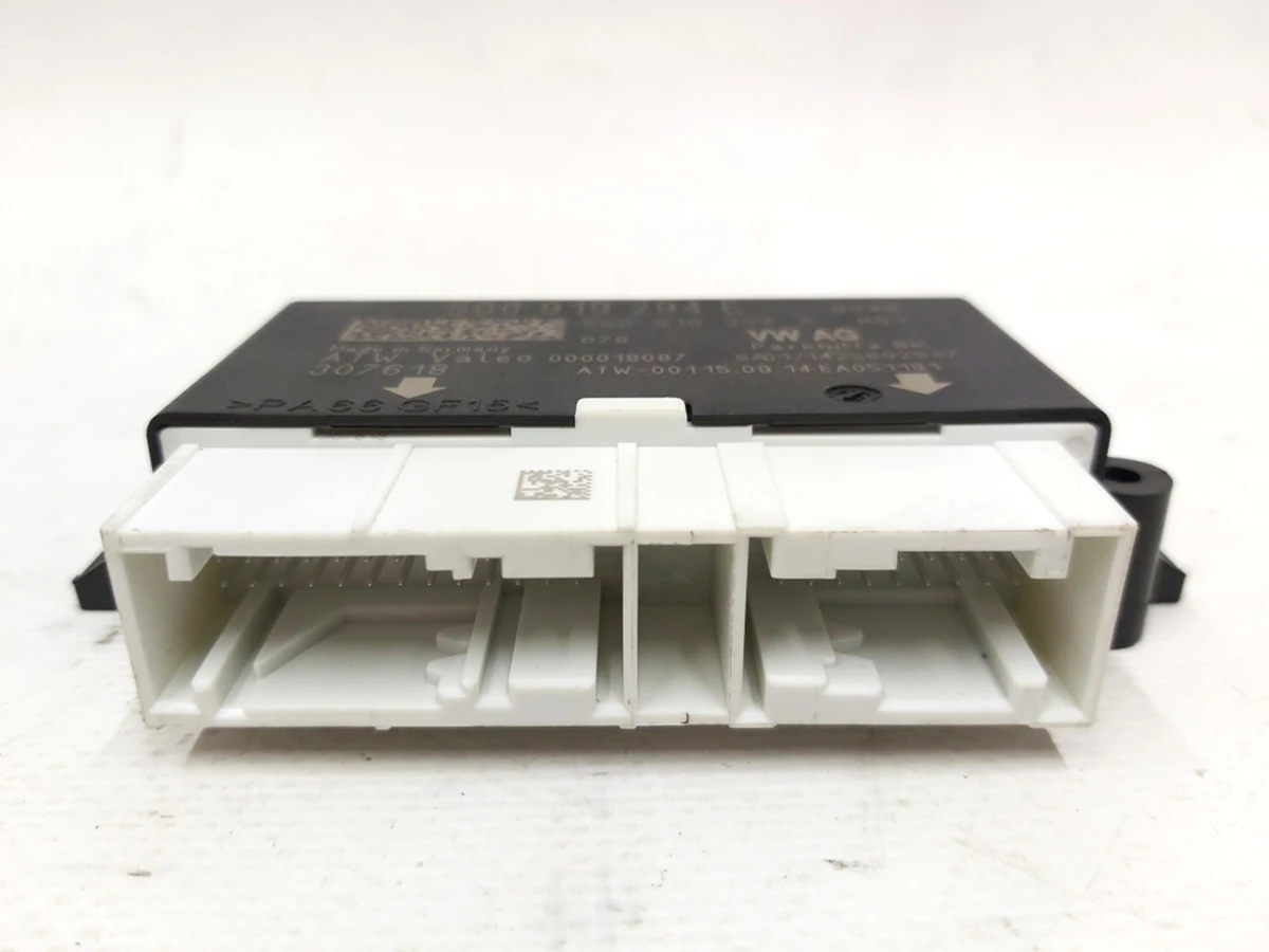 Блок управления парктрониками (парковочный ассистент) Volkswagen E-GOLF 5Q0919294E