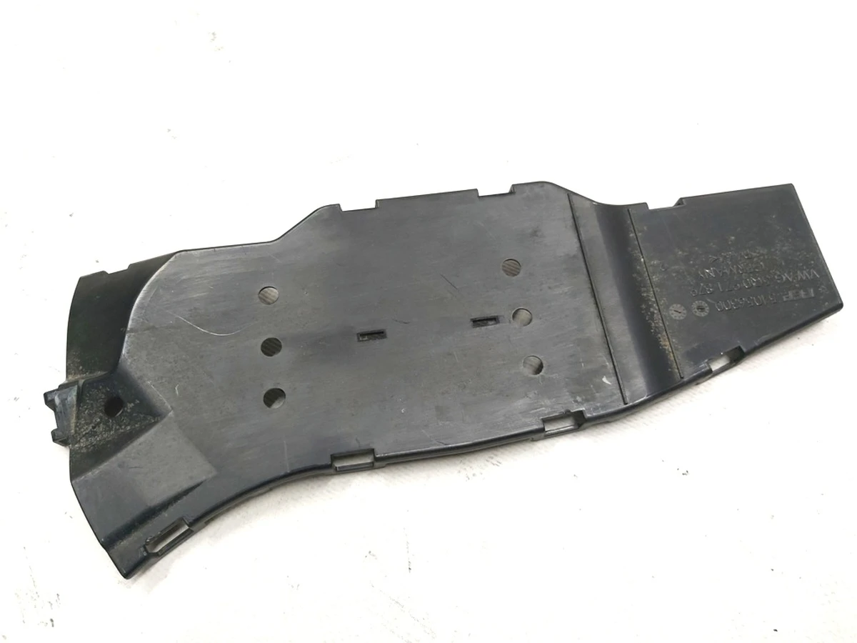 Верхняя часть кабельного канала VW E-GOLF 5Q0971879