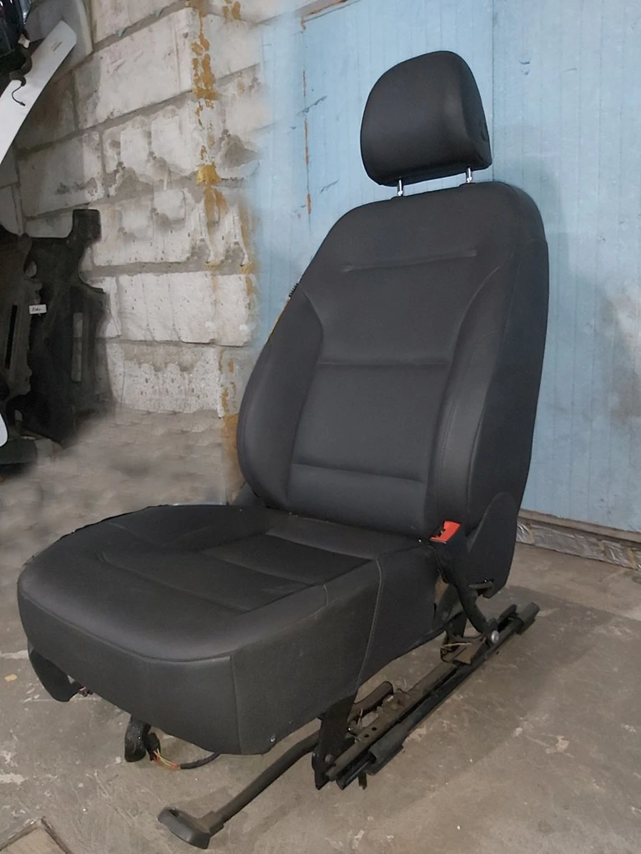 Passenger seat assembly with damage without AIRBAG VW E-GOLF 5Q4881106AA