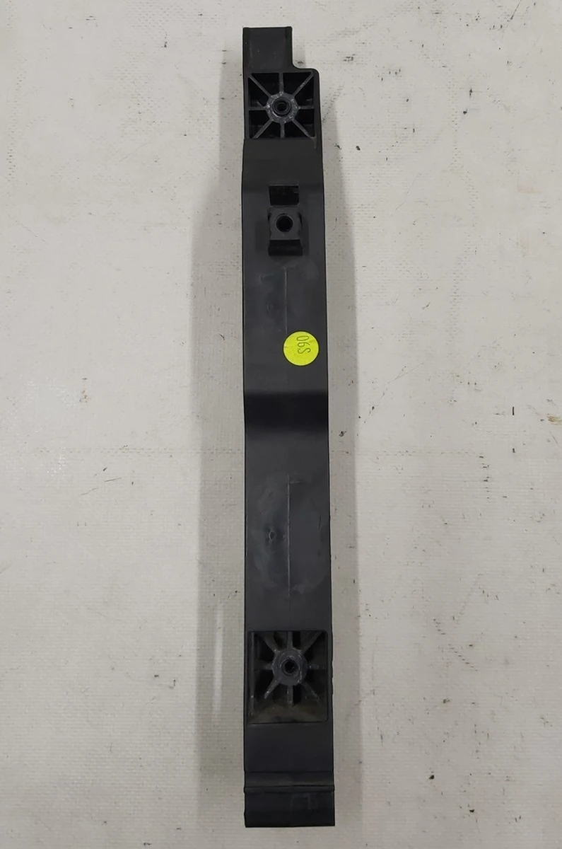 Кронштейн вентилятора радиатора левый 5QE121068A Volkswagen E-GOLF