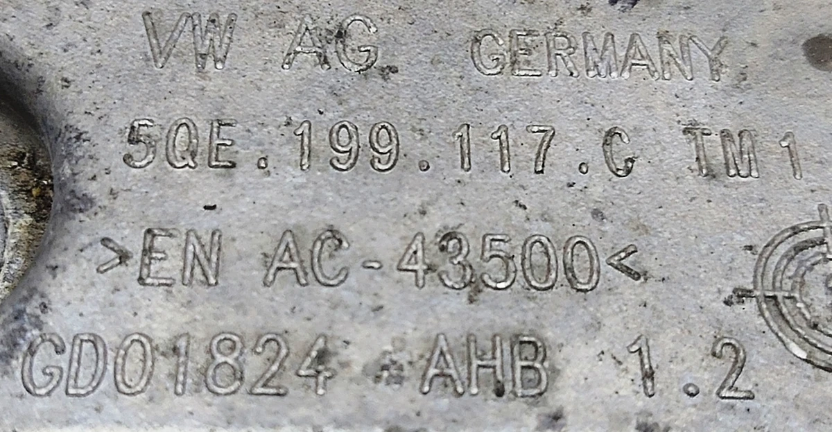 Engine mount support left Volkswagen E-GOLF 5QE199117C