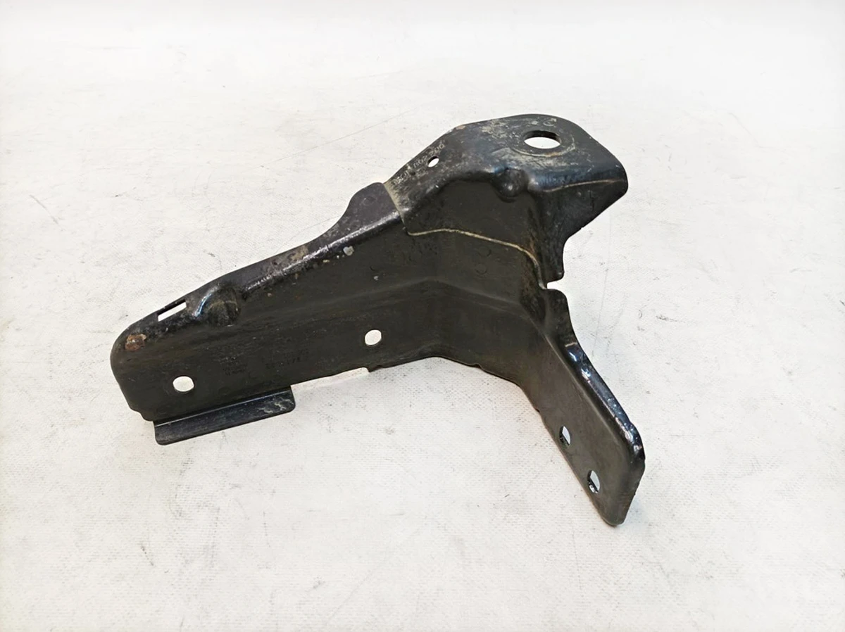 Кронштейн высоковольтной АКБ Volkswagen E-GOLF 5QE803642C