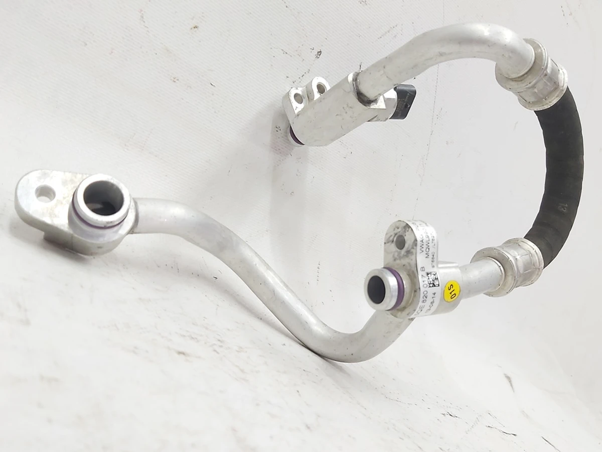 Air conditioning pipe assembly Volkswagen E-GOLF 5QE820017B