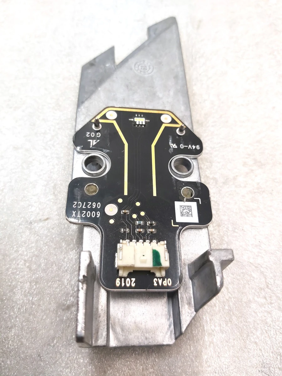 1 Модуль світлодіодний фари головної правої 6002TX0627C2 Tesla model 3, model Y 1077372