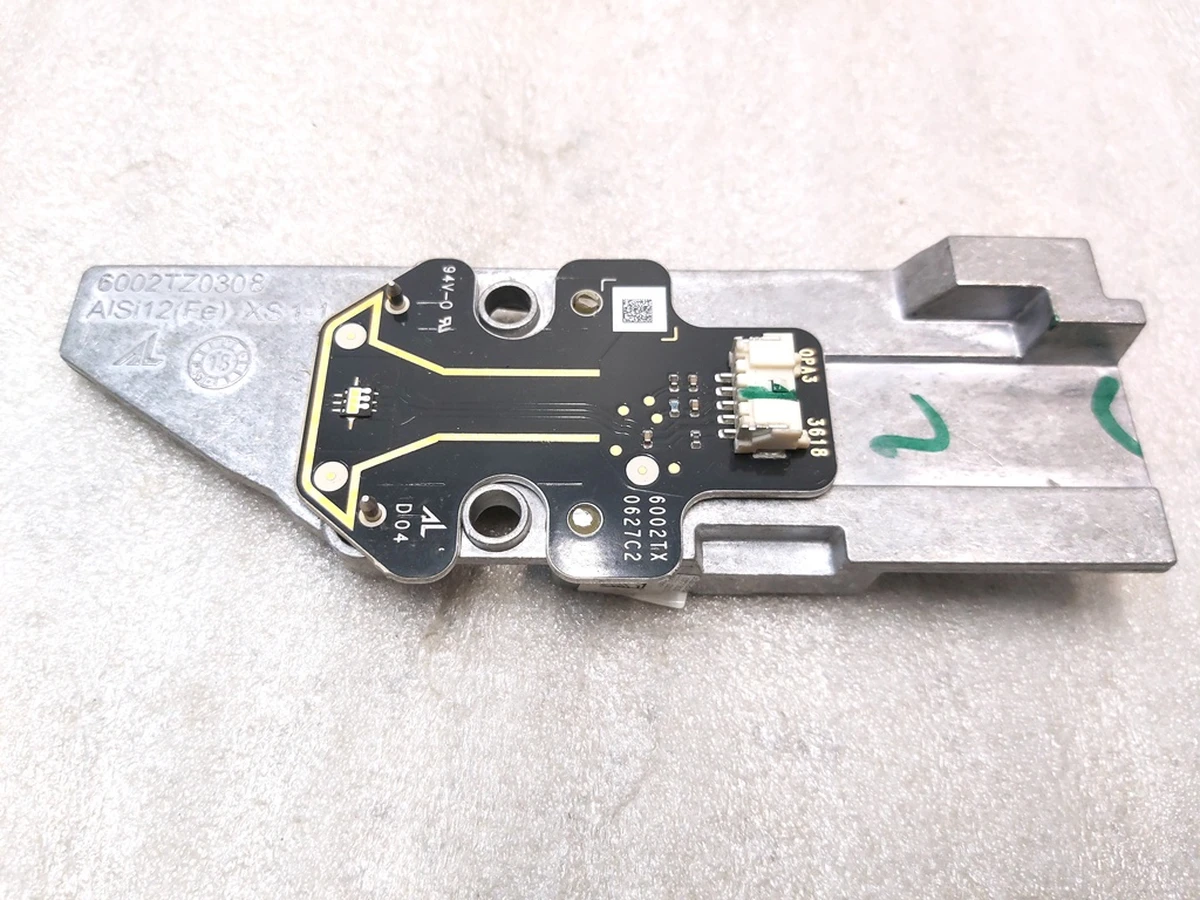 1 Module LED headlight main right 6002TX0627C2 Tesla model 3, model Y 1077372