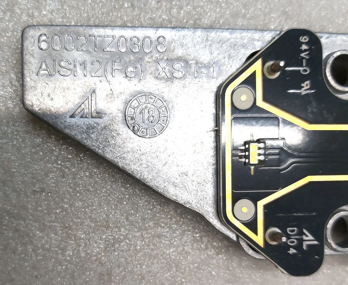 1 Module LED headlight main right 6002TX0627C2 Tesla model 3, model Y 1077372