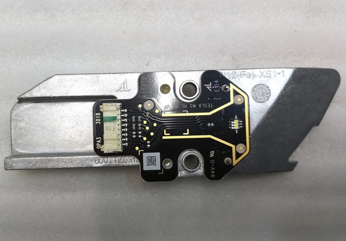 1 Модуль світлодіодний фари головної лівої 6002TX0627C1 Tesla model 3, model Y 1077371