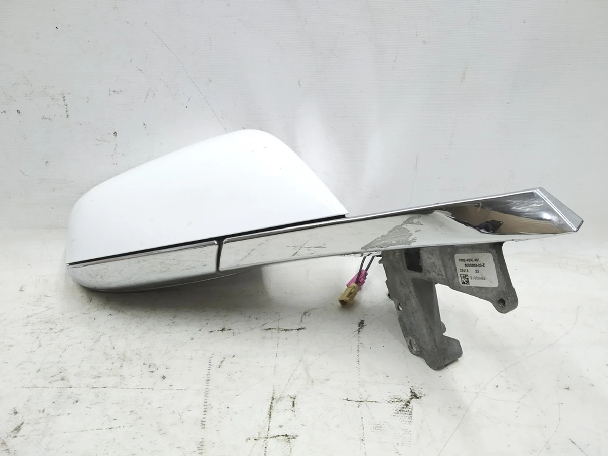 3 Дзеркало зовнішнє праве у зборі PBCW BASE Tesla model S 6005863-00-E