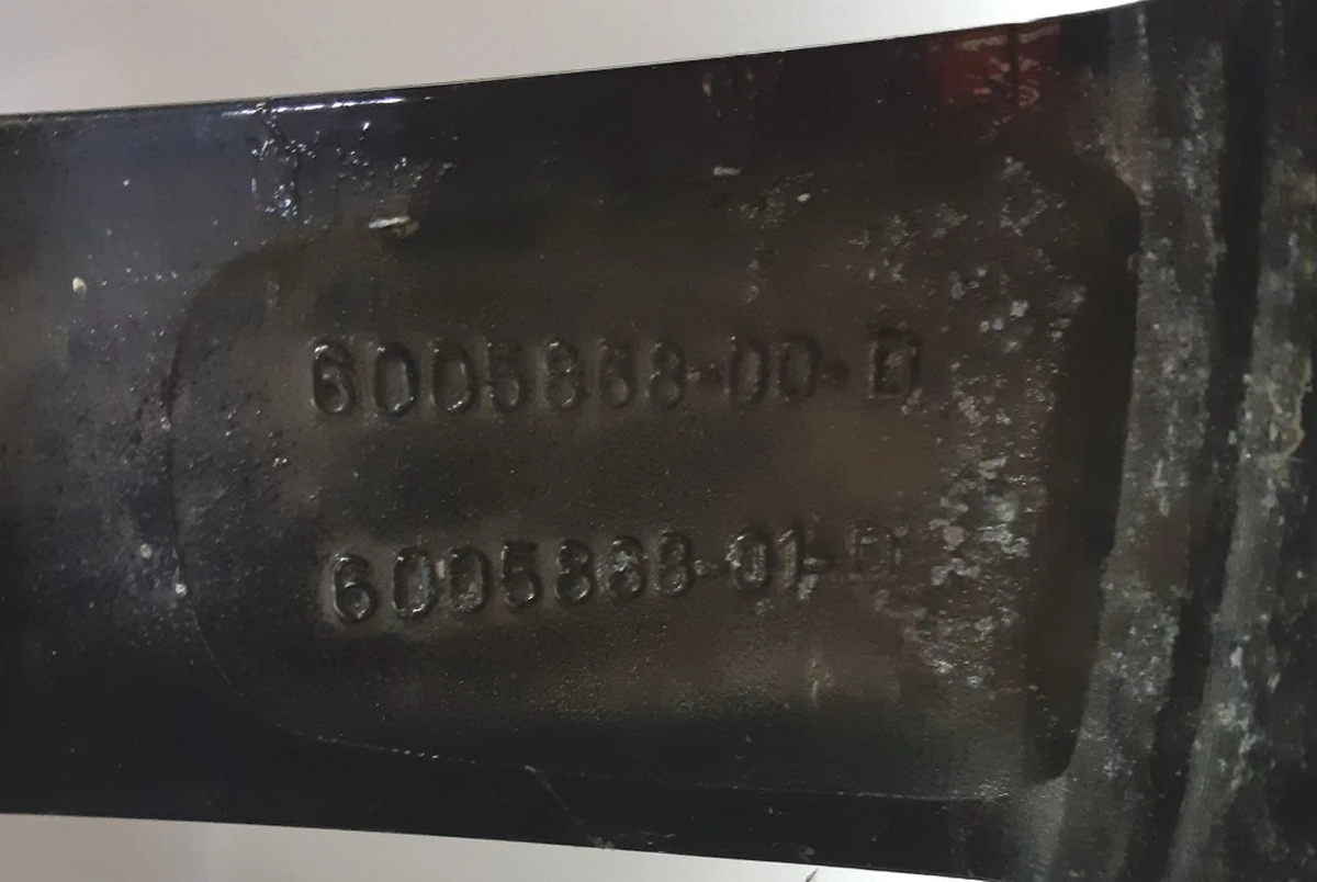 4 Диск колесный GREY TURBINE 21x8.5 J с повреждением Tesla model S 1054042-00-B