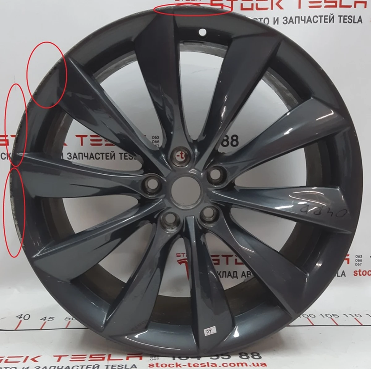 4 Диск колесный GREY TURBINE 21x8.5 J с повреждением Tesla model S 1054042-00-B