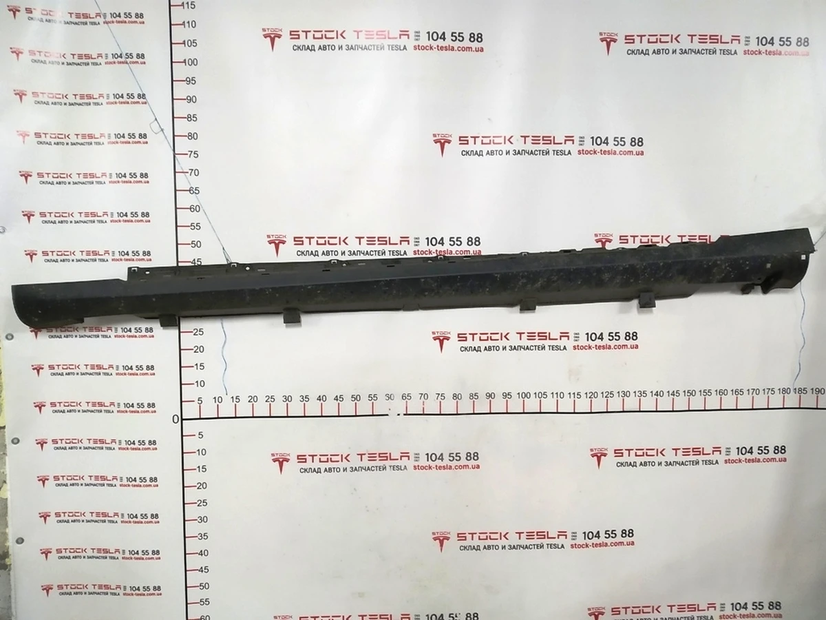 1 Накладка порога ліва рокерна панель (структурна) Tesla model S, model S REST 6005874-00