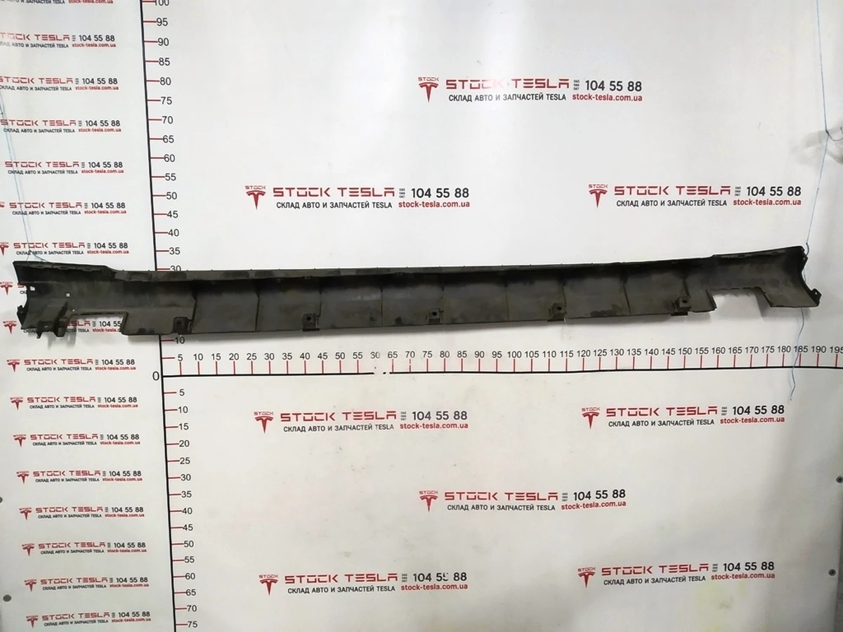 1 Накладка порога ліва рокерна панель (структурна) Tesla model S, model S REST 6005874-00