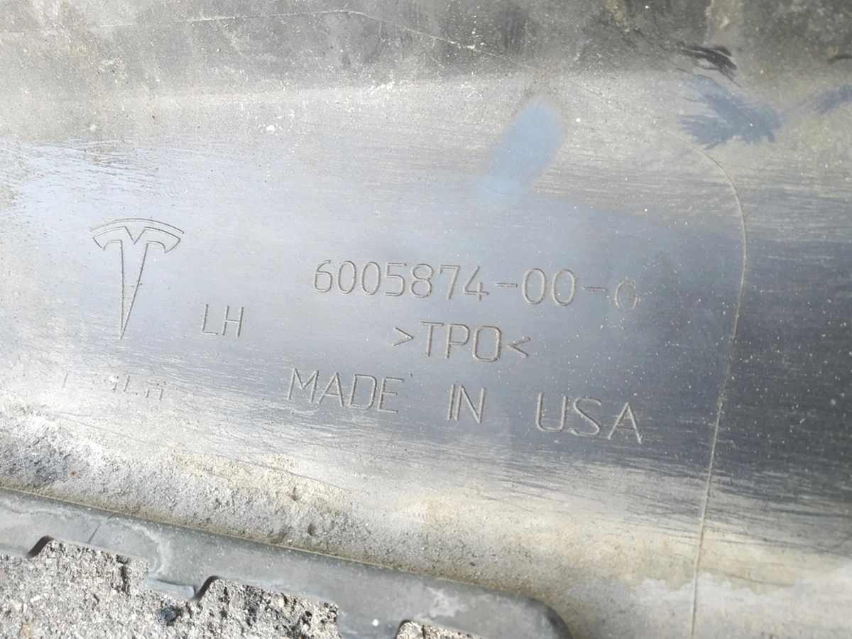 1 Sill trim left rocker panel (structural) soldered for painting Tesla model S, model S REST 6005874-00-G