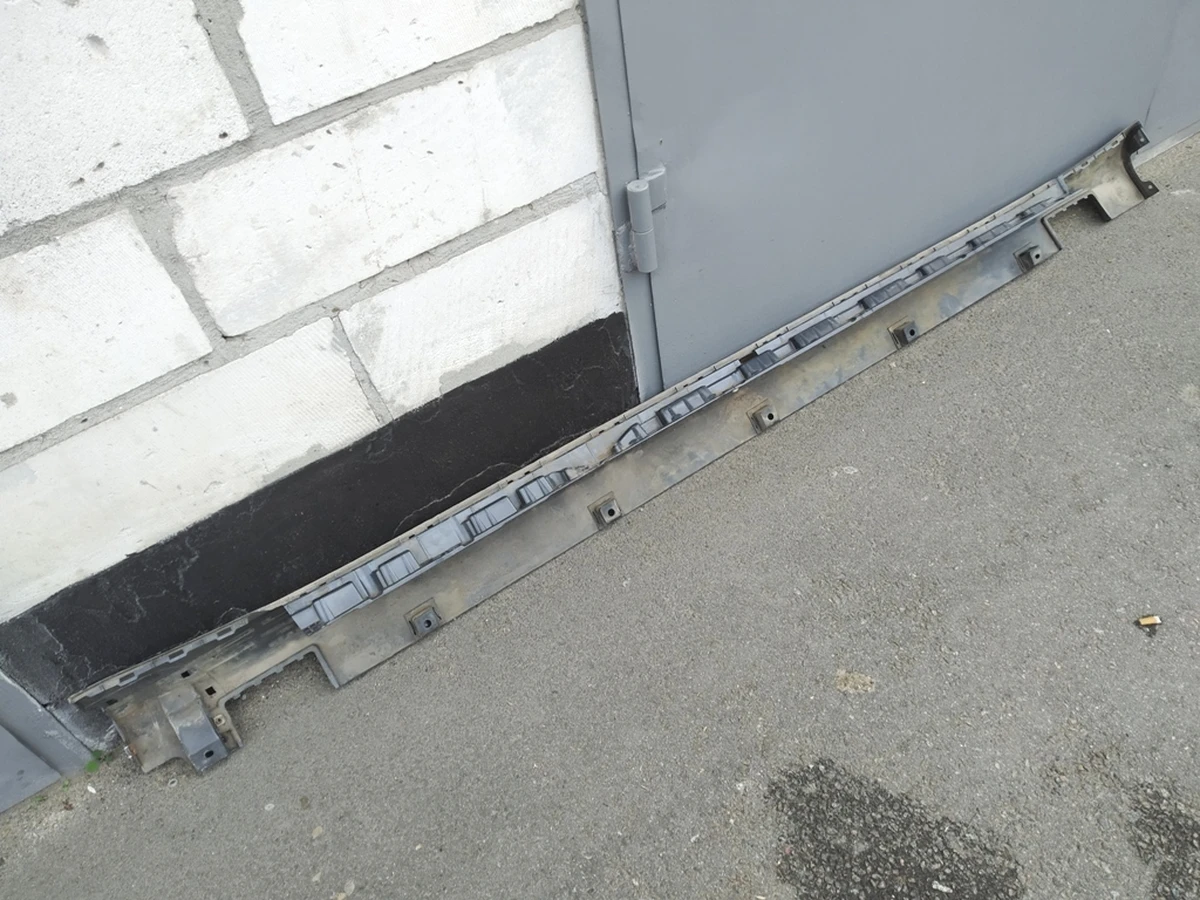 1 Накладка порога левая рокерная панель (окрашен) PMNG паяная под покраску Tesla model S REST 6005874-00-J