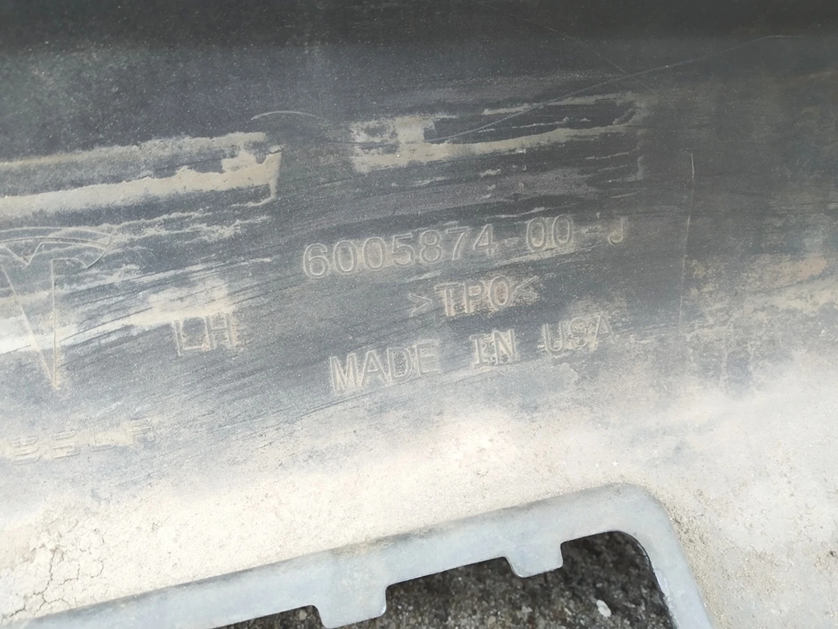 1 Накладка порога левая рокерная панель (окрашен) PMNG паяная под покраску Tesla model S REST 6005874-00-J