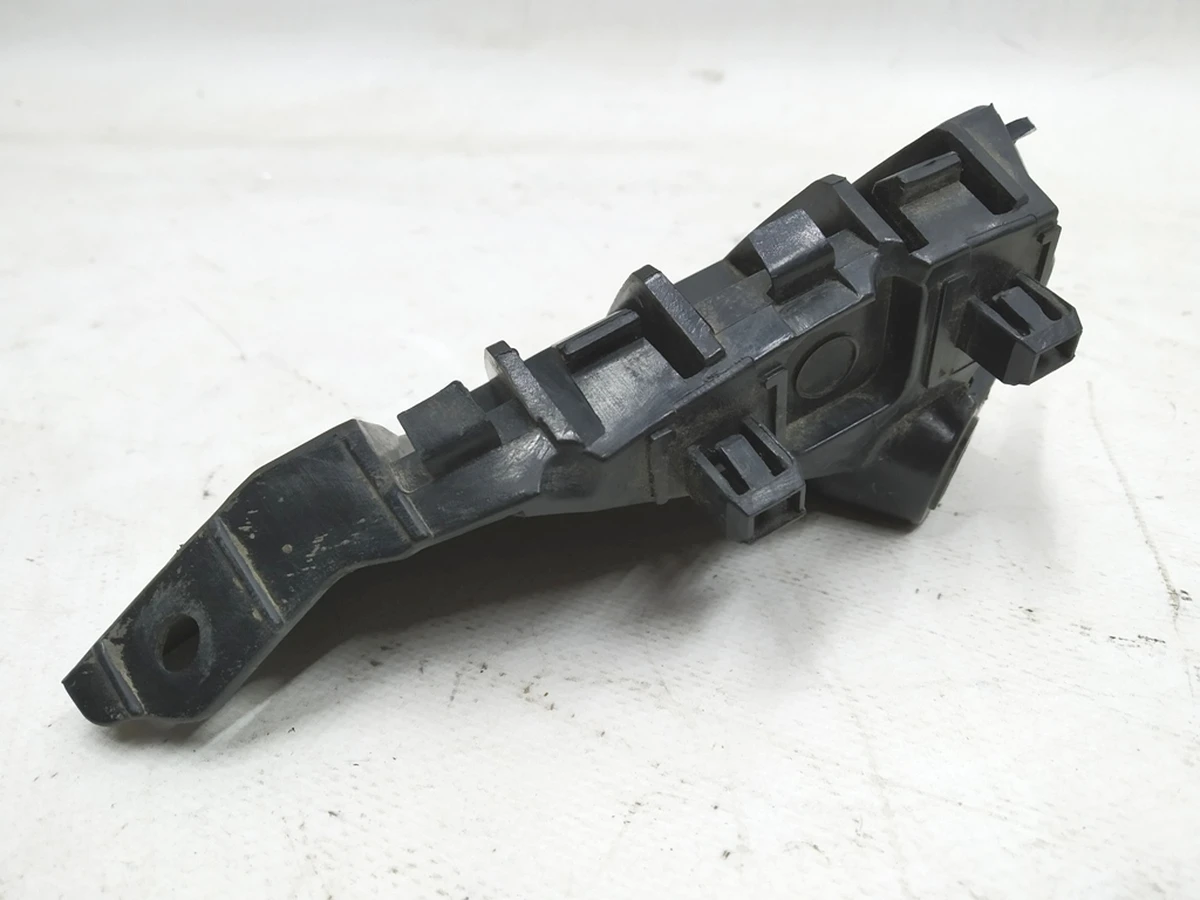 2 Напрямна крила переднього ліва (черепашка) Tesla model S, model S REST 1095495-00-A