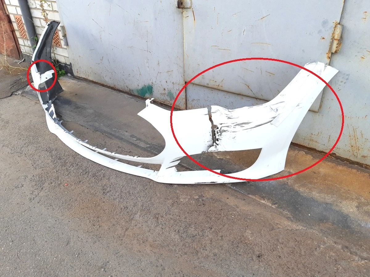 1 Бампер передний под 4 парктроника PBCW с повреждением Tesla model S 1068759-00-A