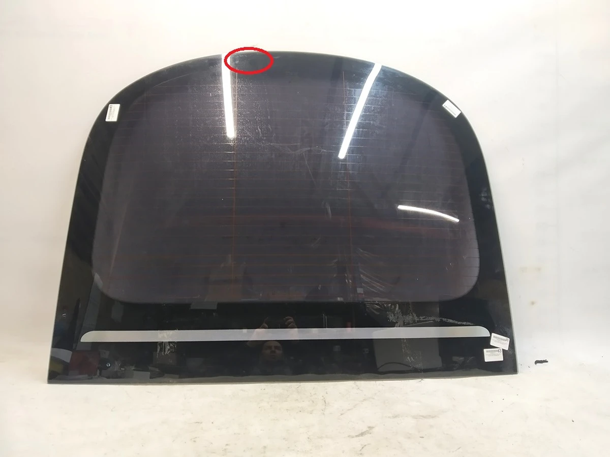 1 Скло кришки багажника з пошкодженням Tesla model S, model S REST 6005898-90-F