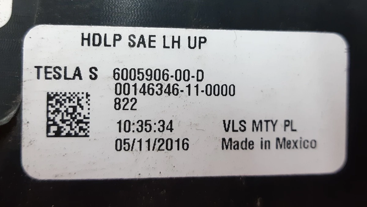 1 Фара головна ліва (ксенон) (USA) без лампи та блоку розпалювання з пошкодженням Tesla model S 6005906-00-D