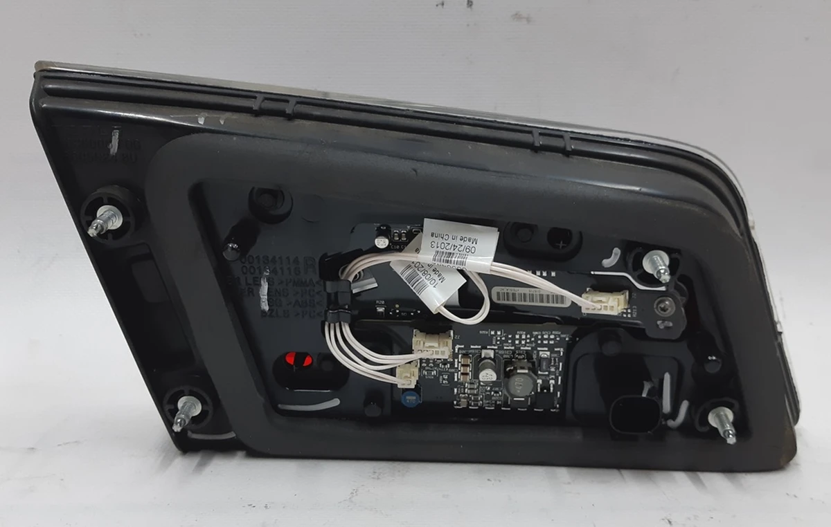 6 Right inner lamp (USA) Tesla model S, model S REST 6005924-00-E