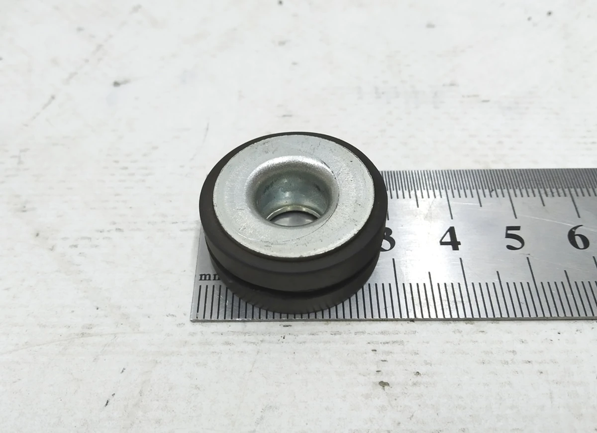 Подушка крепления 21х10 механизма стеклоочистителя Tesla model S, model S REST 6005946-00-G