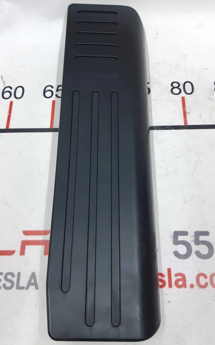 2 RWK, FOOT REST, DRIVER Tesla model S, model S REST 6005968-88-C