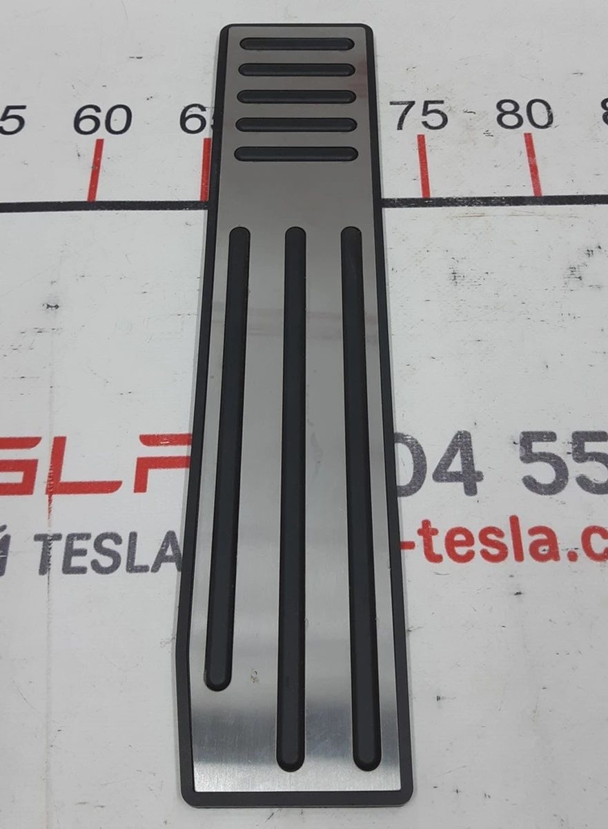 Панель для отдыха ноги водителя левая металл Tesla model S, model S REST, model X 6005968-88-C