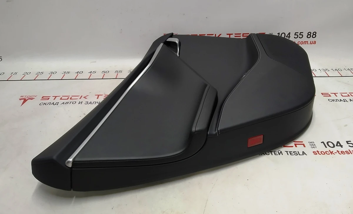 2 Карта двери задней левой в сборе PURB/PVCB/PVCB BLACK Tesla model S, model S REST 6006133-11-L