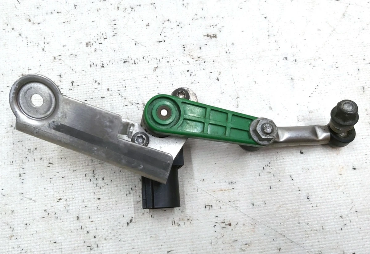 1 SUSP RIDE HEIGHT SNSR ASY FR LH with bracket Tesla model S 6006514-00-B