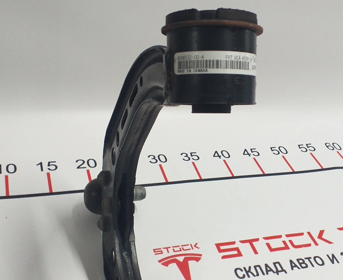 1 Важіль верхній передній лівий (підкова) RWD Tesla S, model S REST