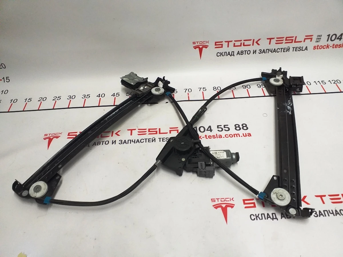 1 Стеклопод'емник передній лівий Tesla model S, model S REST 6006551-00-L