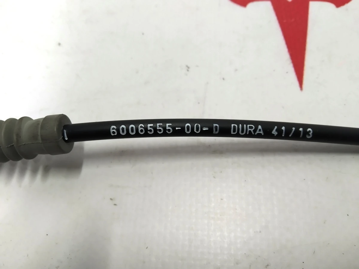 4 Трос замка двери передней левой/правой Tesla model S, model S REST 1039668-00-B