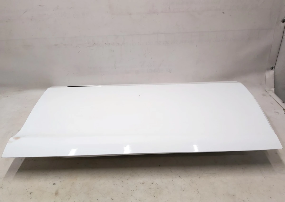 4 Двері передні праві (метал) PBCW Tesla model S 6006622-E0-H