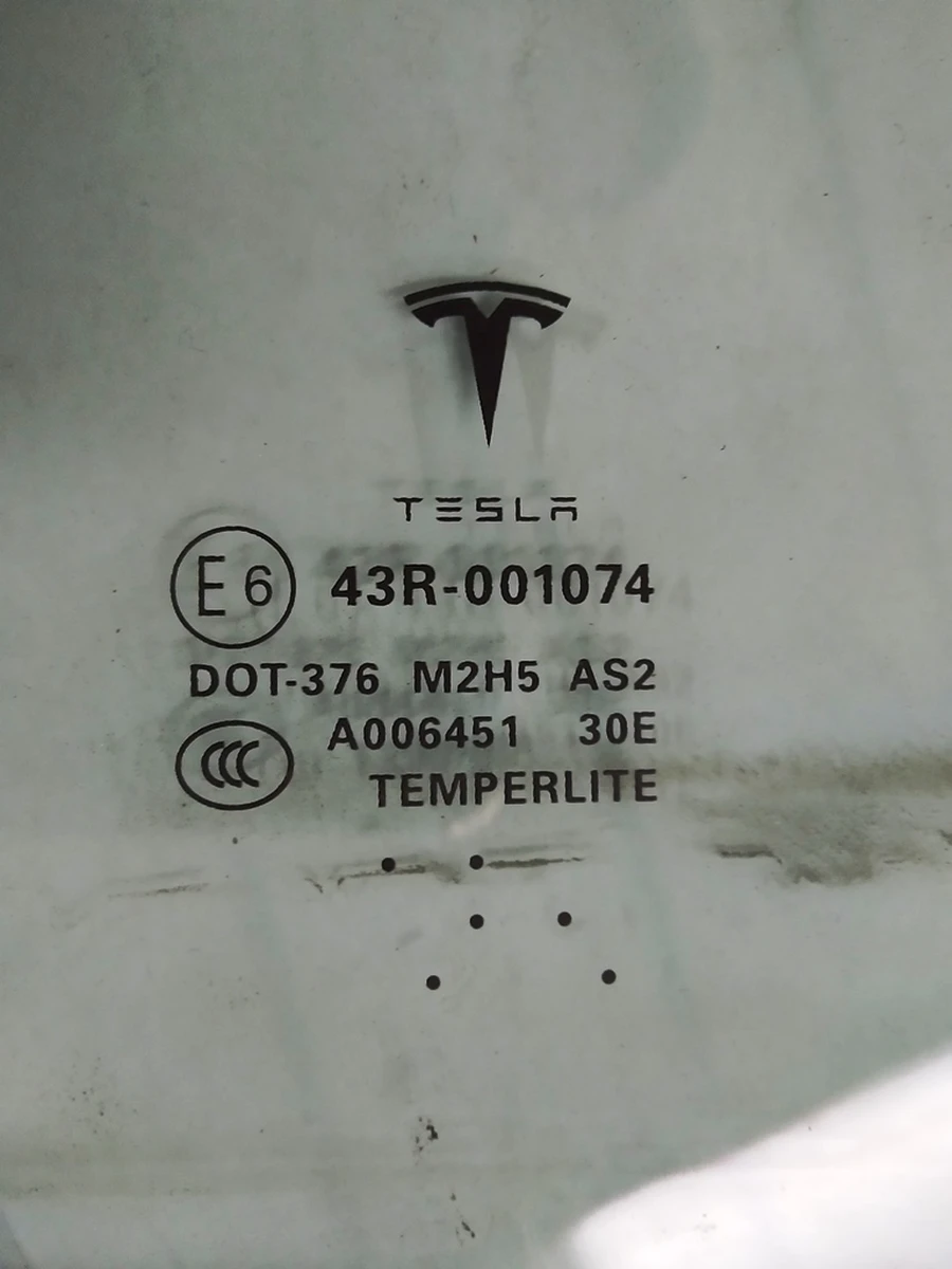 2 GLASS-FR DOOR WINDOW RH Tesla model S, model S REST 6006647-00-E