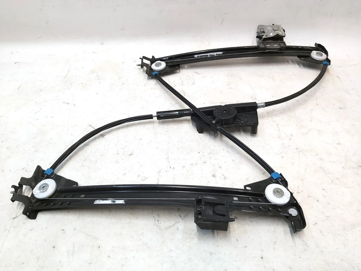 1 Стеклоподъемник передний правый без электродвигателя Tesla model S, model S REST 6006651-00-L