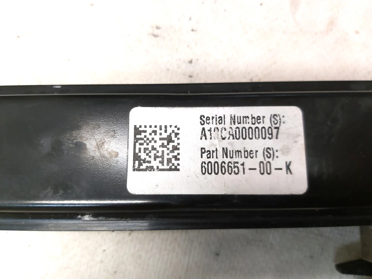 1 Стеклоподъемник передний правый без электродвигателя Tesla model S, model S REST 6006651-00-L