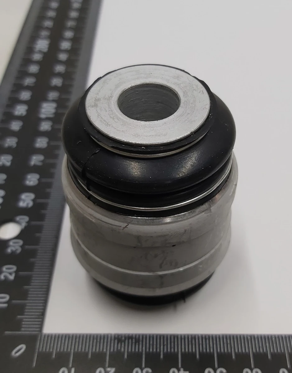 Floating bushing Tesla model S 6006774-00-B