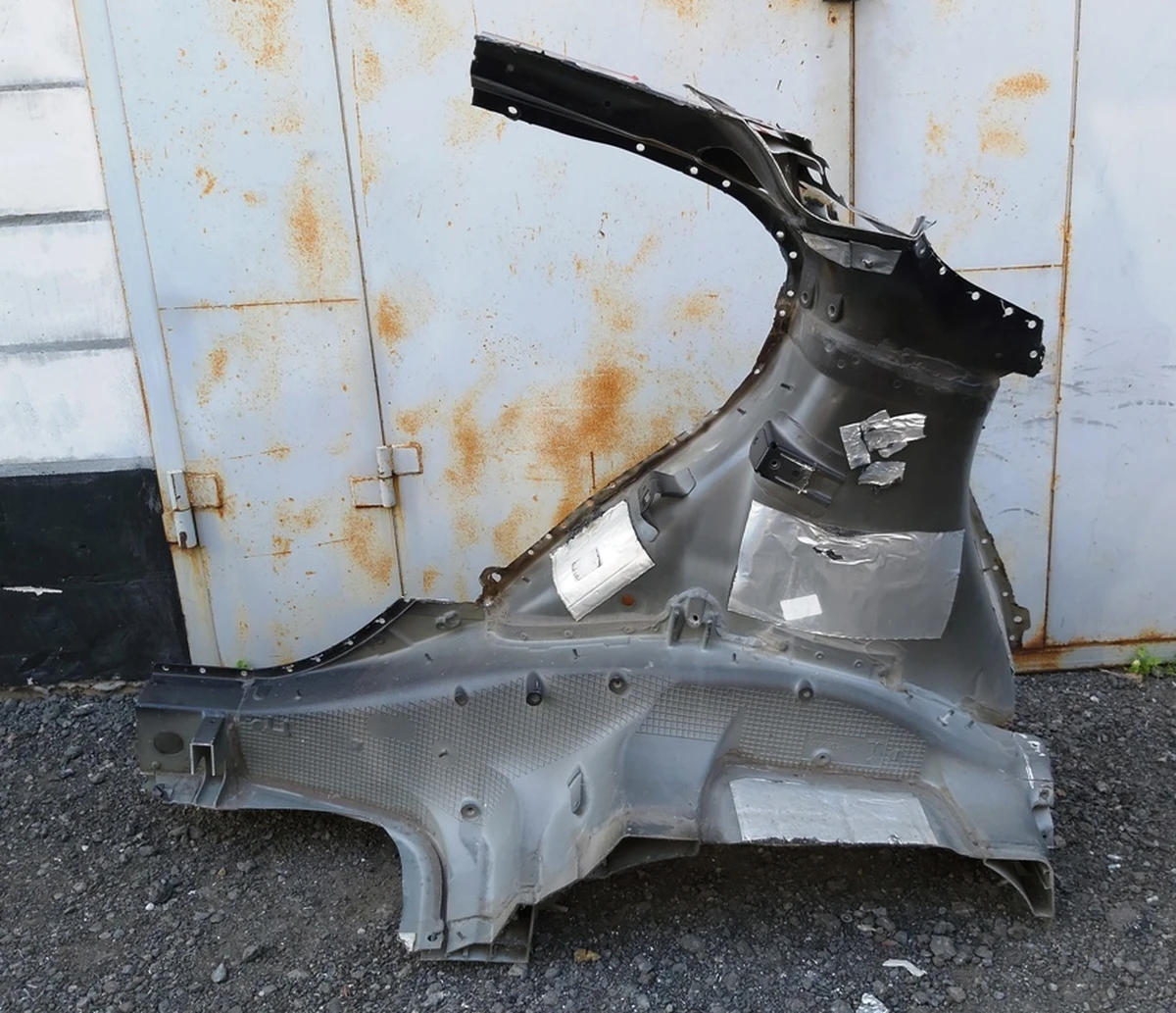 20 Четверть задняя правая стакан внутрення часть с фрагментом крыши RWD Tesla model S, model S REST 1024367-S0-A