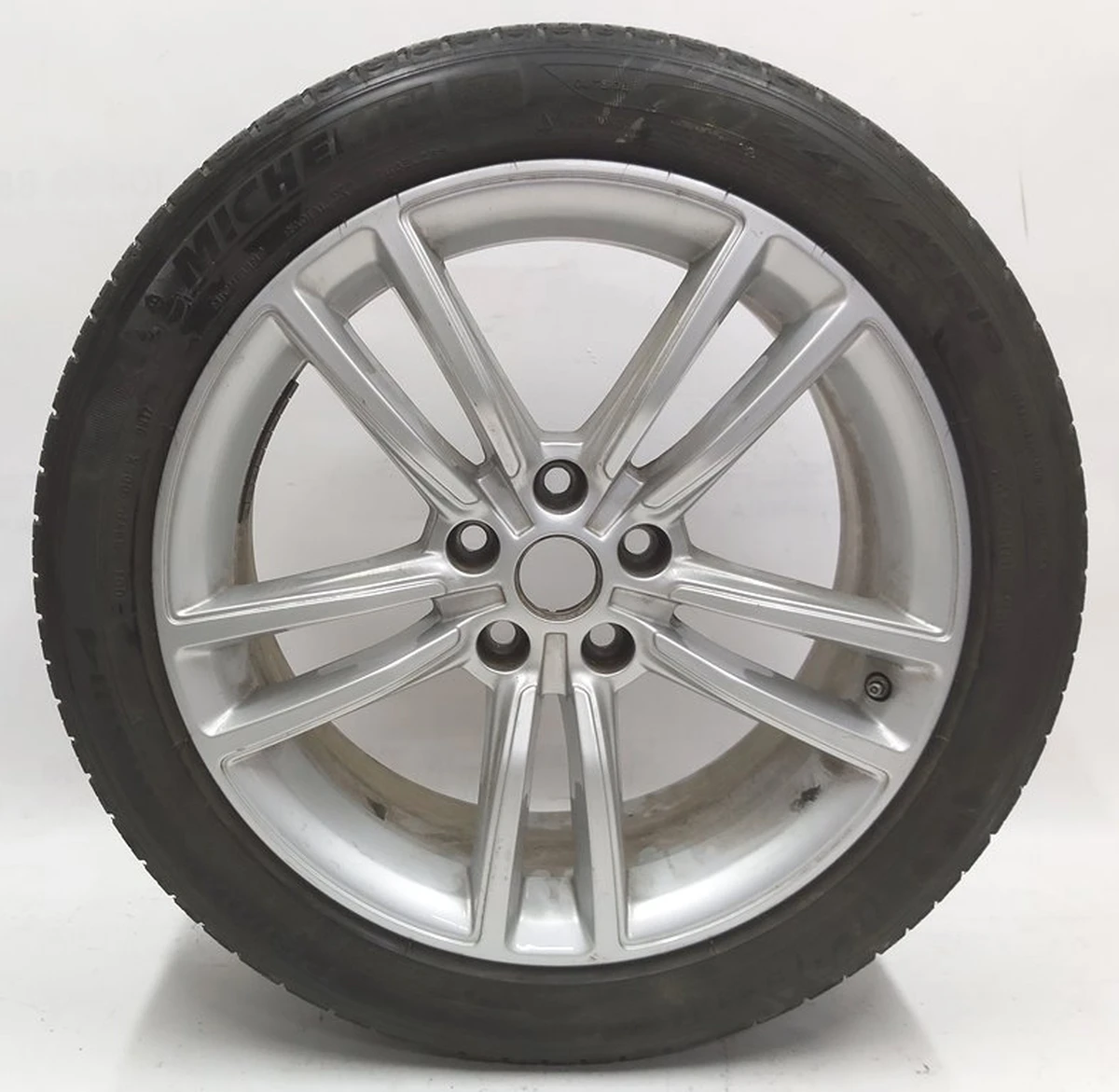 Wheel assembly (rim19*8J tire MICHELIN 245/45 R19 TPMS sensor protector 4.02mm) Tesla model S 1076891-00-B