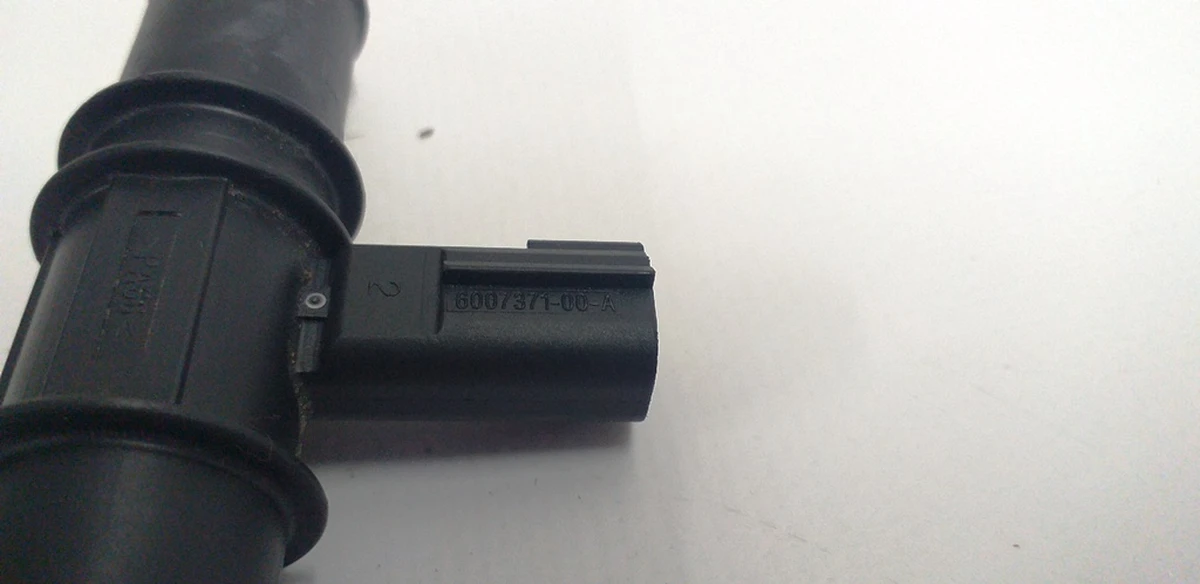 7 Датчик температуры охлаждающей жидкости Tesla Model S, Model S REST, Model X 6007371-00-A