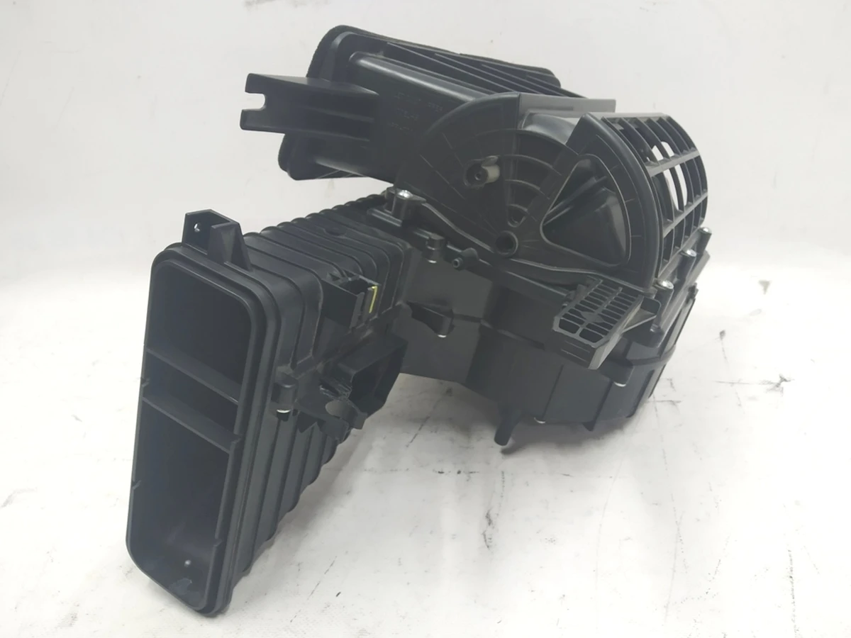 6 Корпус климатической установки впускная часть (без электродвигателя и сервопривода) Tesla model S 6007378-00-Q