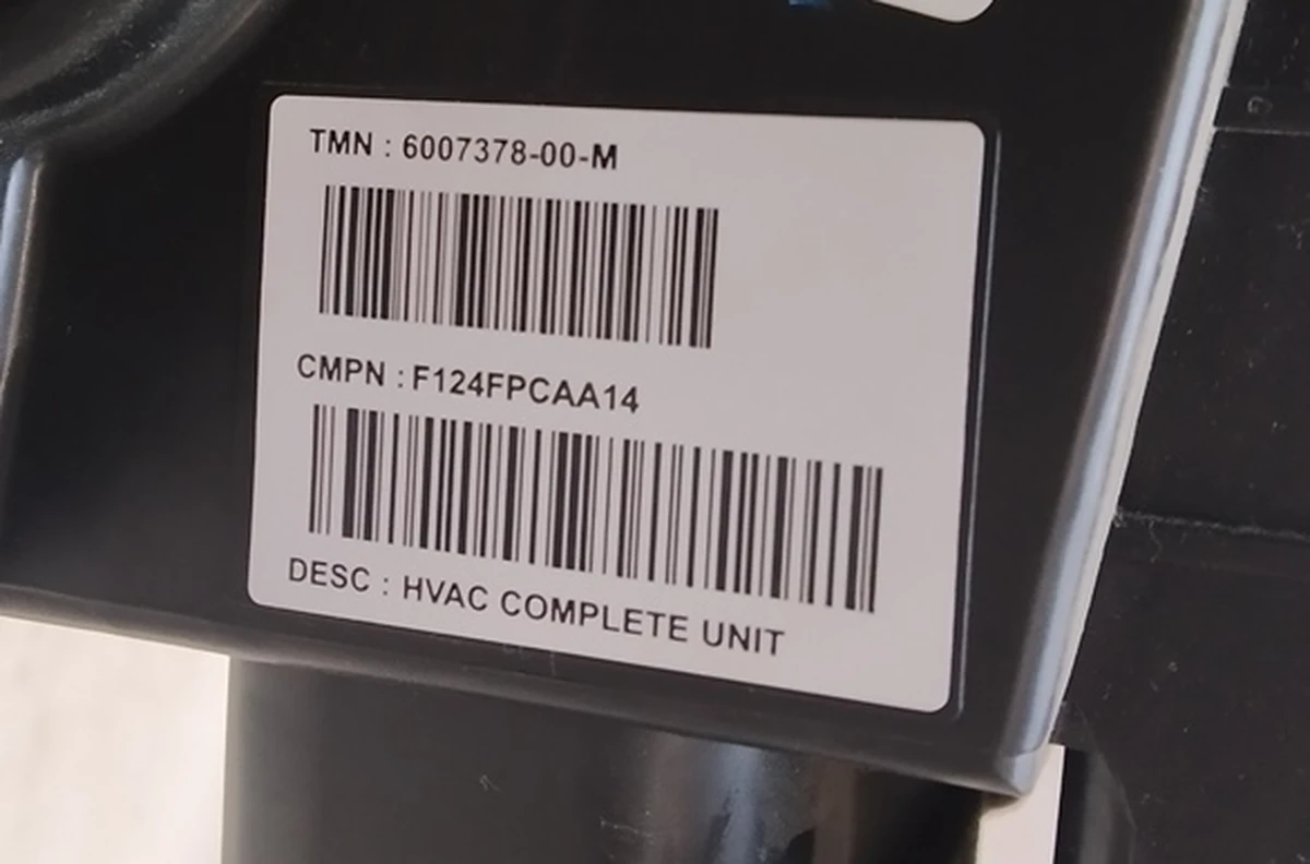 1 HVAC CASE  Tesla model S 6007378-00
