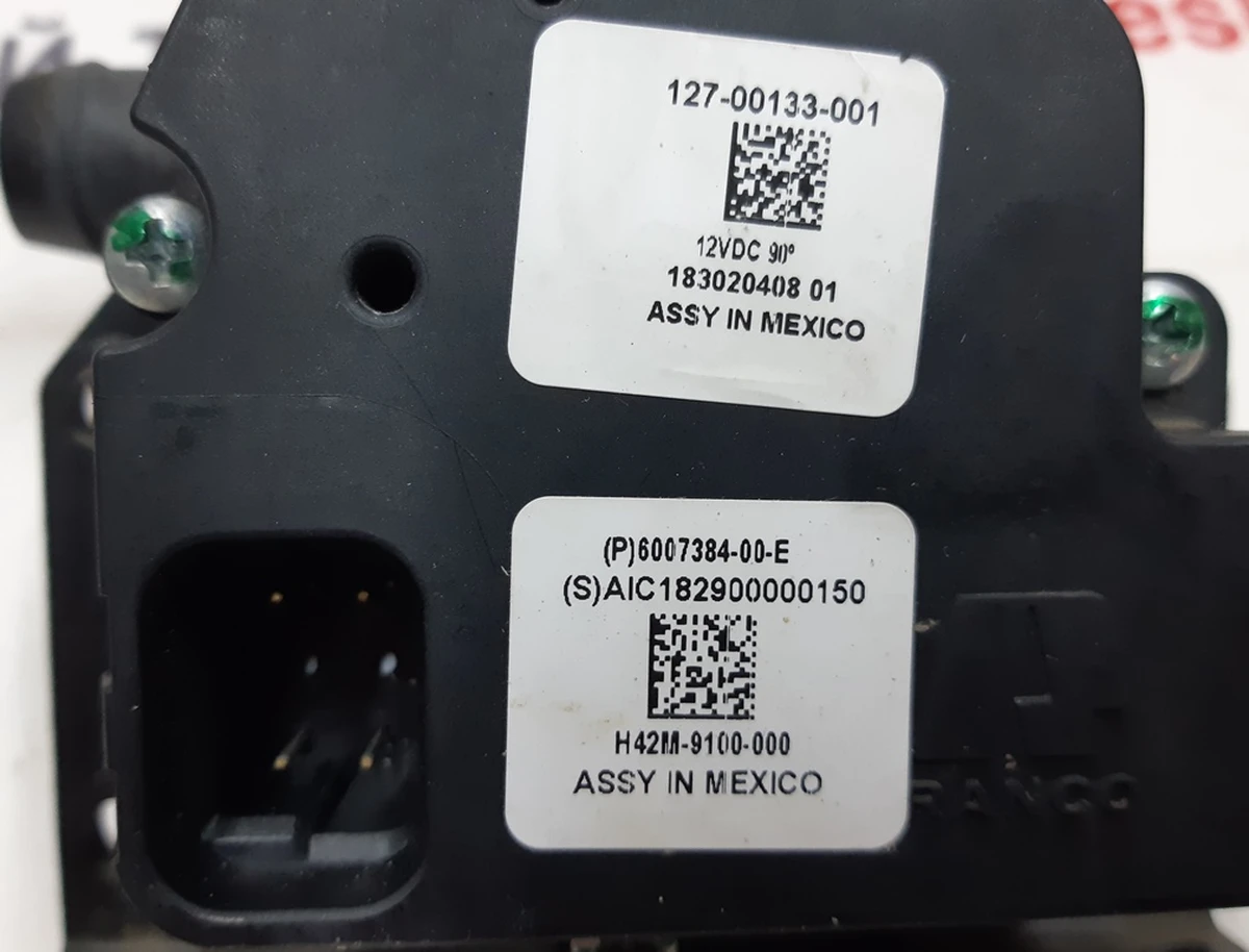 Клапан потрійний Tesla model S REST 6007384-00-E