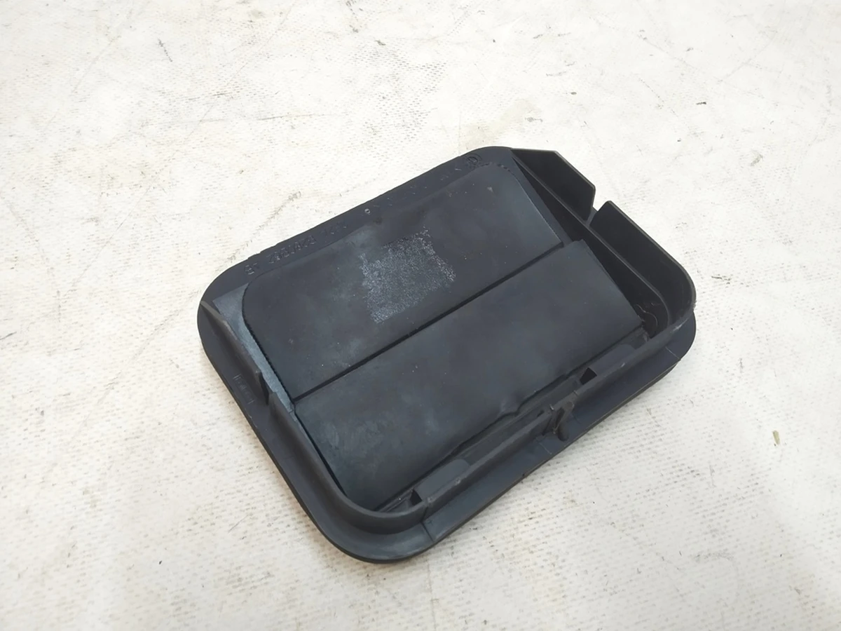 Вентиляционный клапан заднего багажника B280B62 (повреждение) Tesla model S, model S REST, model X 6007556