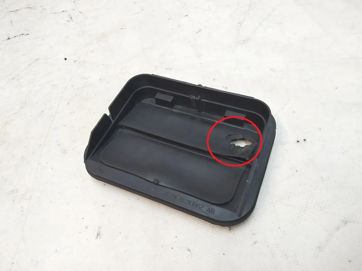 22 Вентиляционный клапан заднего багажника Tesla model S, model S REST, model X 6007556