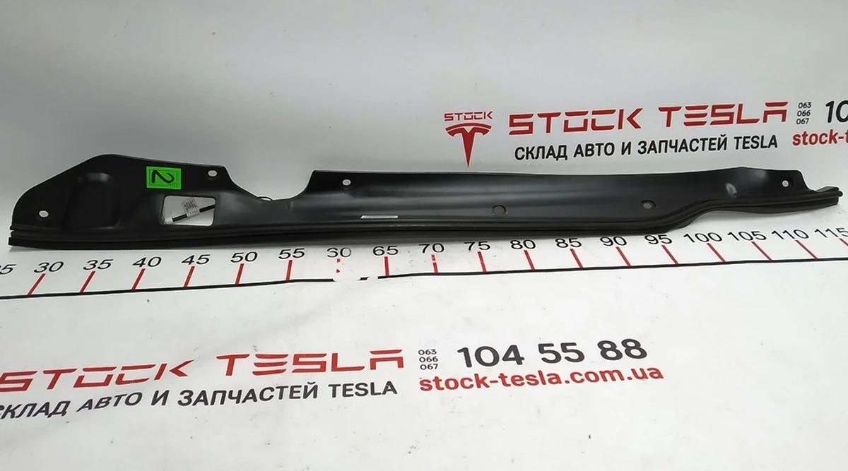 12 Tailgate door trim left (for pressure sensor) Tesla model S, model S REST 6007576-00-B