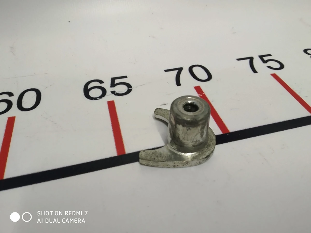 15 Наконечник соединительный контакта минус АКБ 12V Tesla model S 6007953